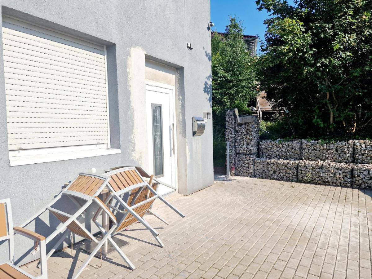 Gruppenfreundliches Apartment Herzogenaurach Εξωτερικό φωτογραφία